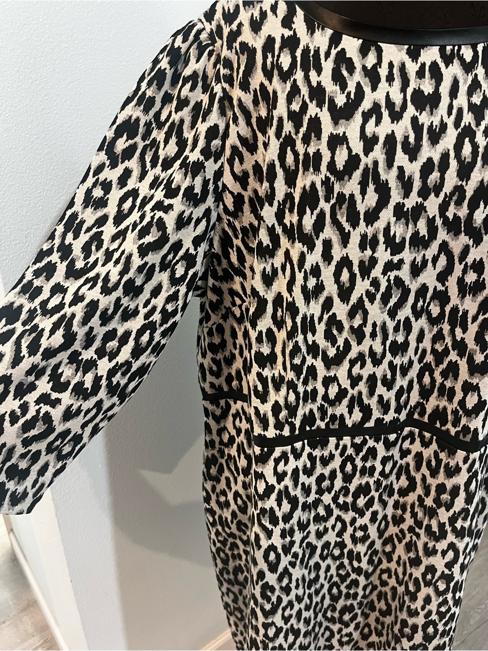 Talbots "Refined Ponte Dress" Black and White Leopard Print 20W - Picture 3 of 9